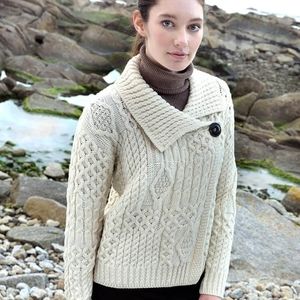 Carraig Donn Irish Fisherman's Sweater Shrug